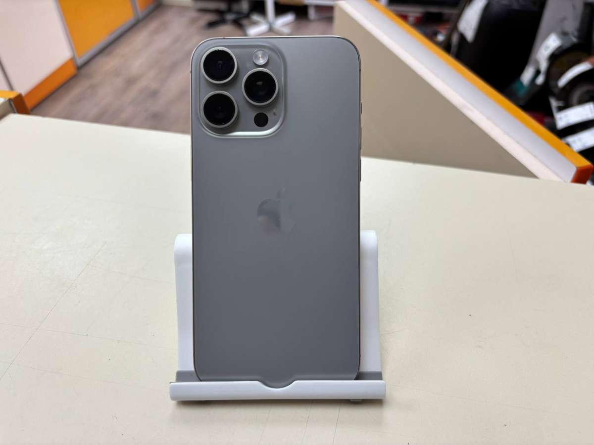Смартфон Apple iPhone 15 Pro Max 512Gb