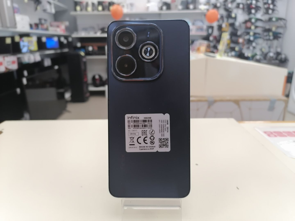 Смартфон Infinix HOT 40i 8/128
