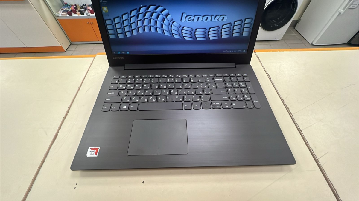 Ноутбук Lenovo; A4-9120, Radeon R3 series, 4 Гб, Нет, 500 Гб