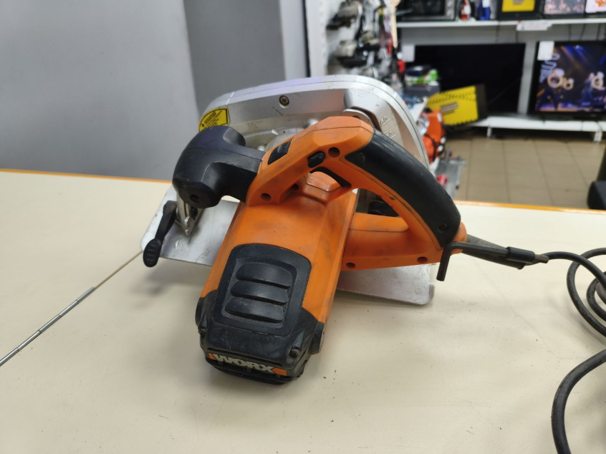 Дисковая пила Worx WX425