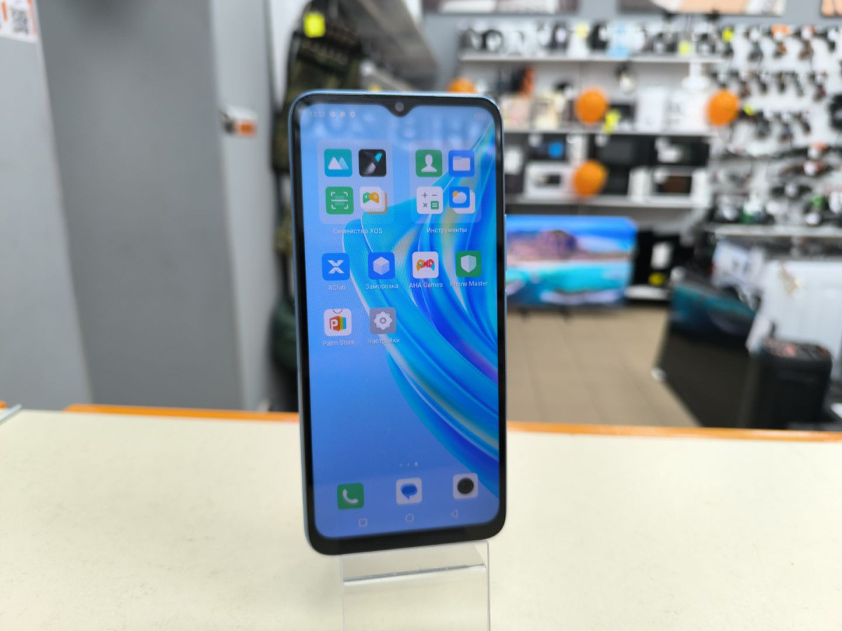 Смартфон Infinix HOT 20i 4/128