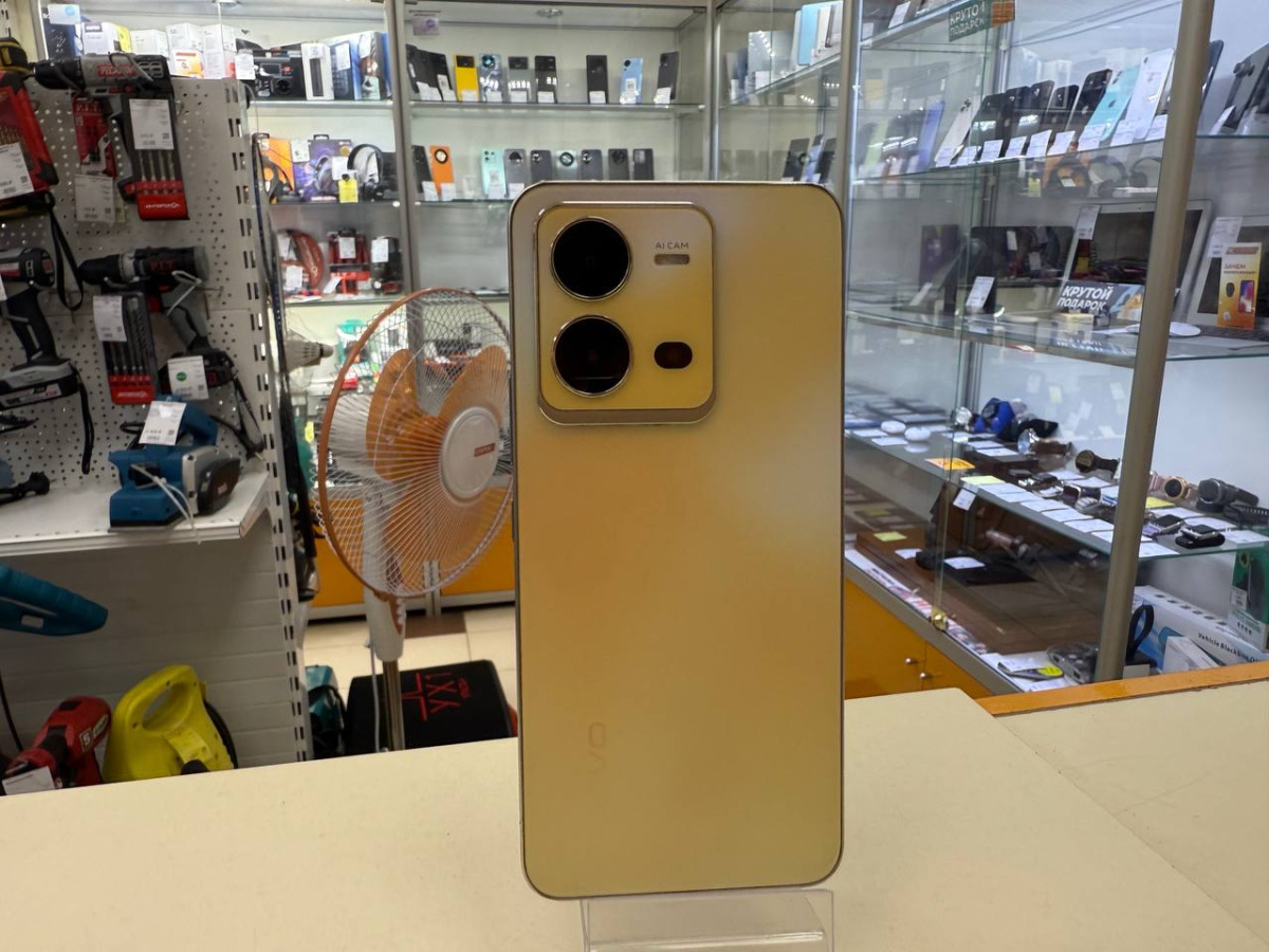 Смартфон Vivo V25e 8/128