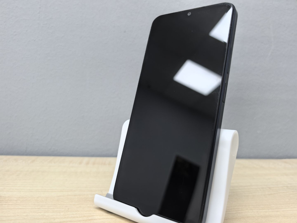Смартфон Realme C33 4/128