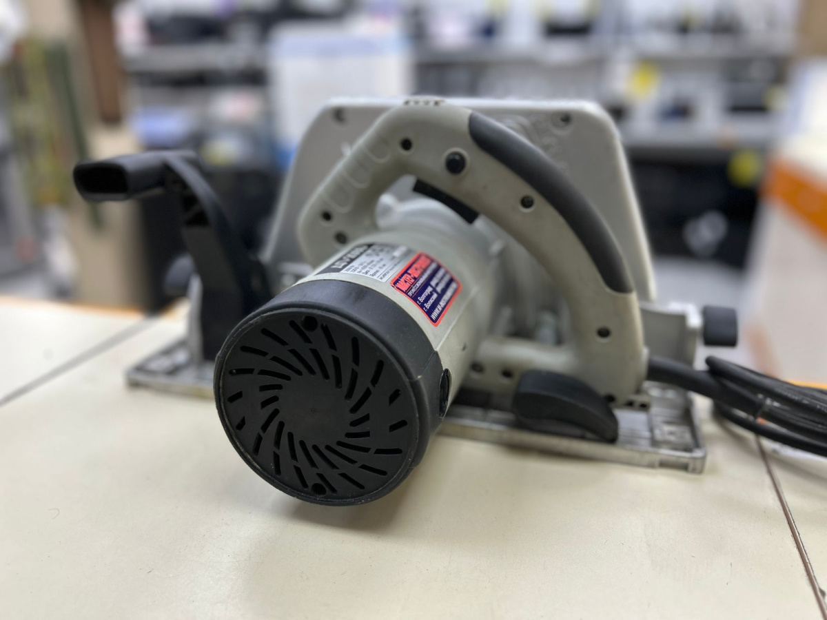 Дисковая пила Интерскол ДП-2000