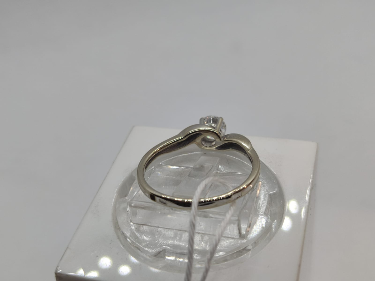 КОЛКМ585 КОЛЬЦО С КАМНЕМ (Au 585)