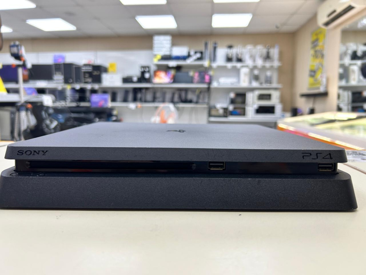 Игровая приставка PlayStation 4 Slim 500GB