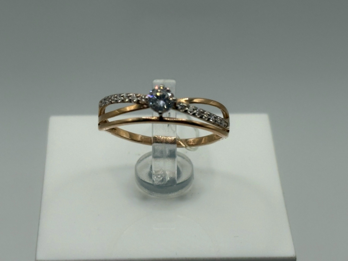 КОЛЬЦО С КАМНЯМИ (Au 585)