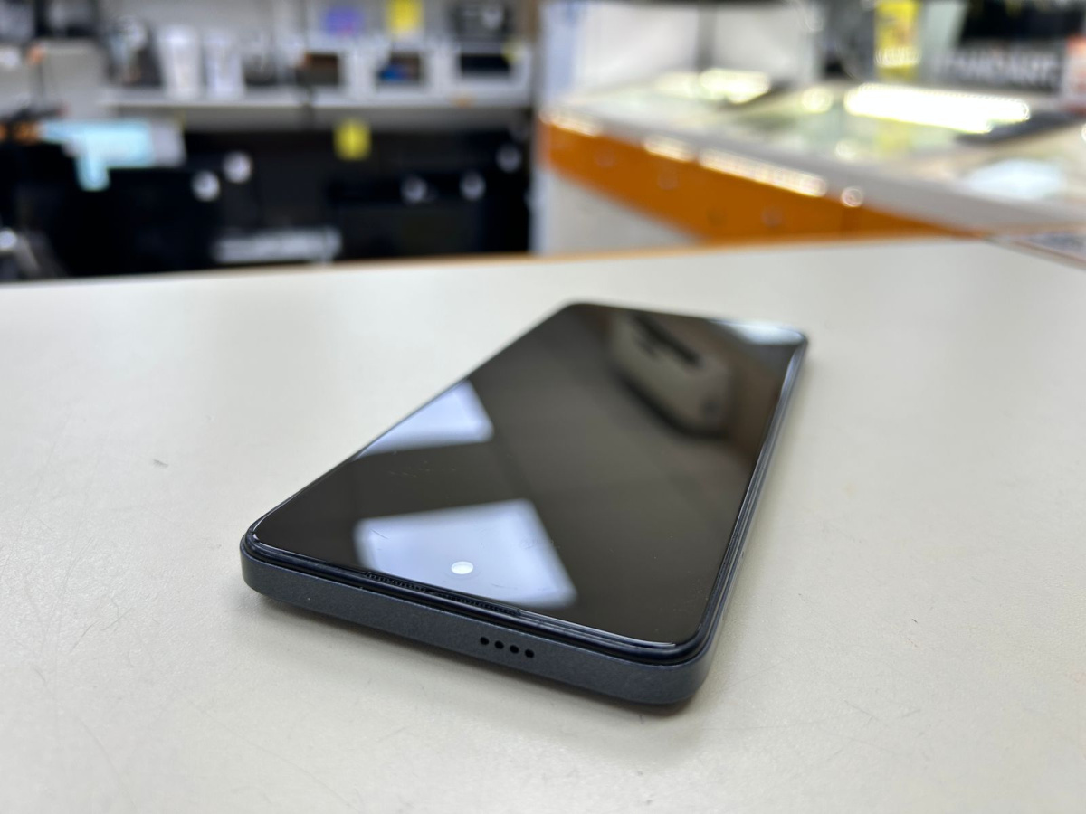 Смартфон Tecno Spark Go 2023 3/64
