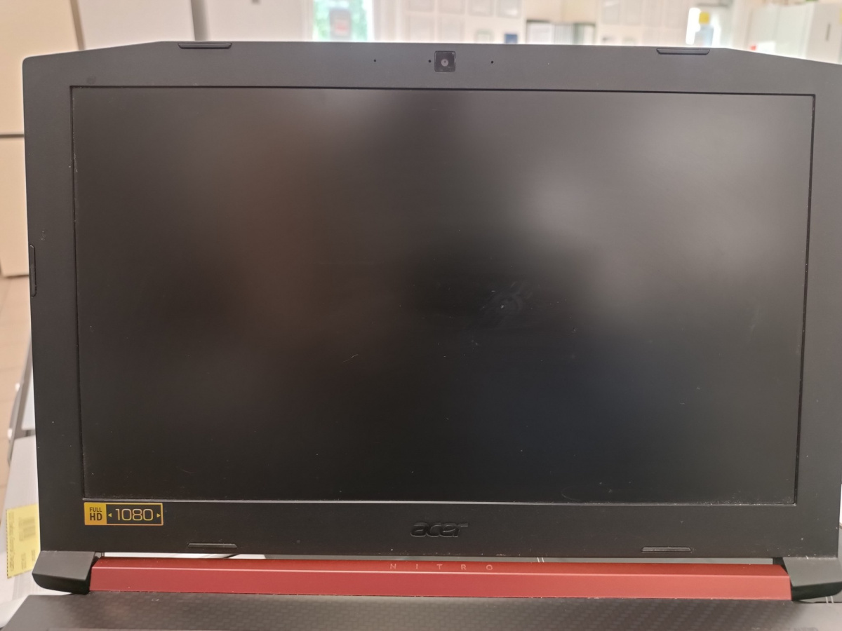 Ноутбук Acer; Core i5-8300H, GeForce GTX 1050, 16 Гб, 512 GB, Нет