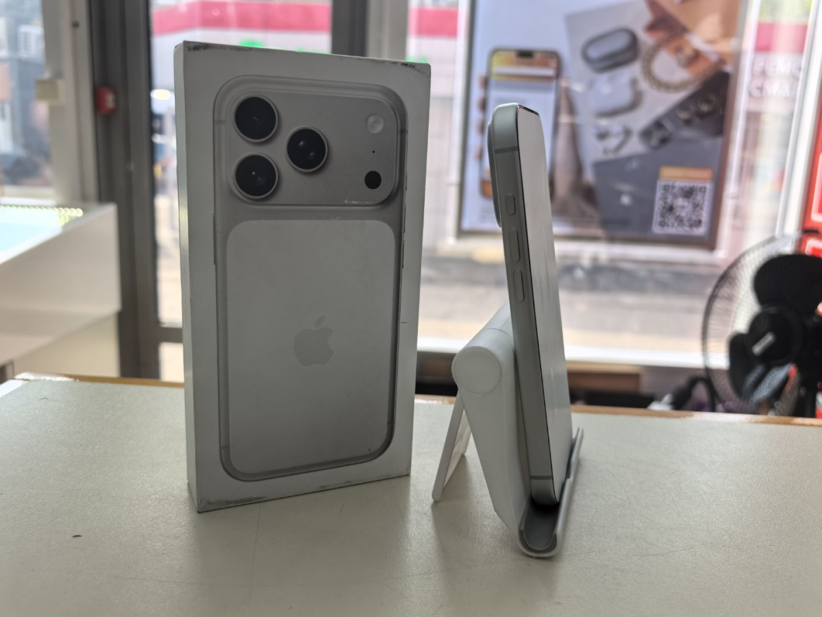 Смартфон Apple Iphone 17 Pro 256Gb eSim
