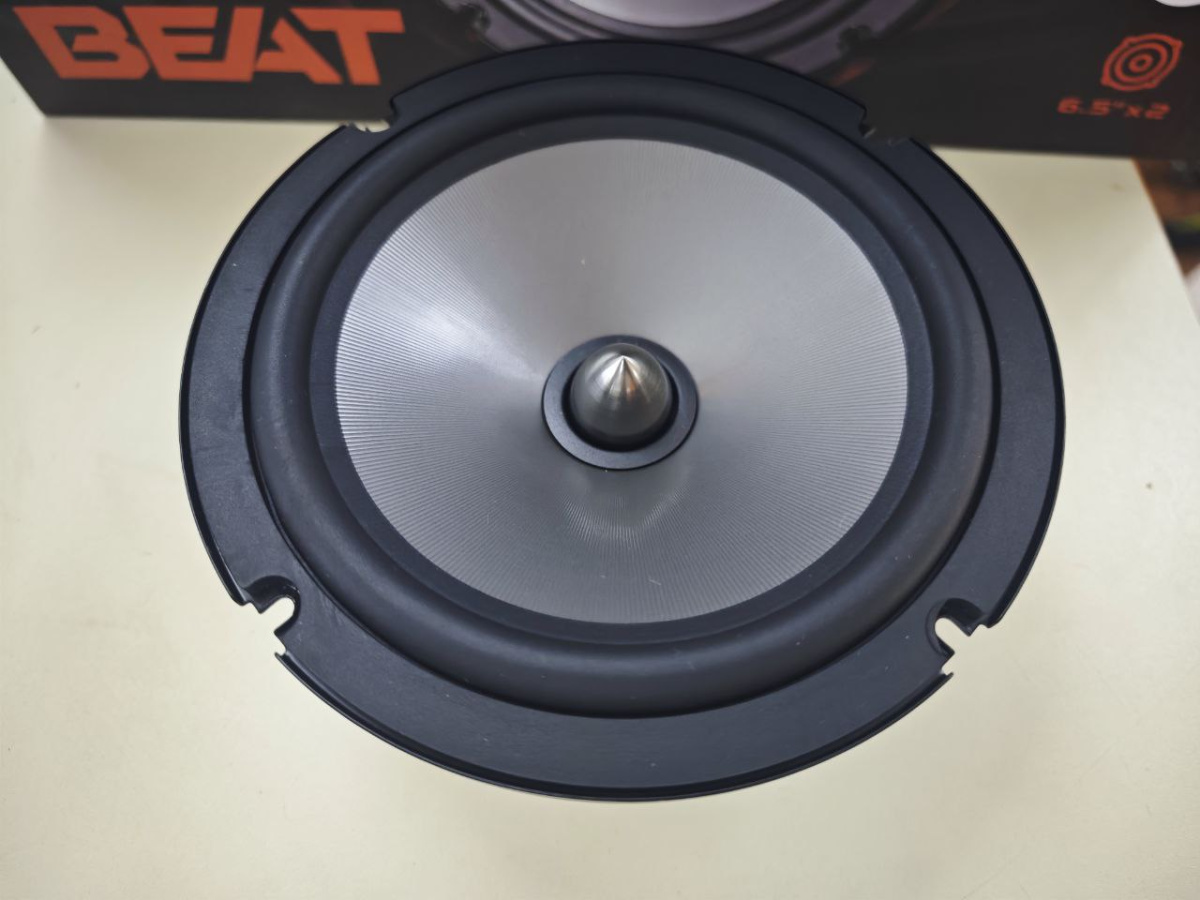 Автоакустика передняя AMP Beat 6.5