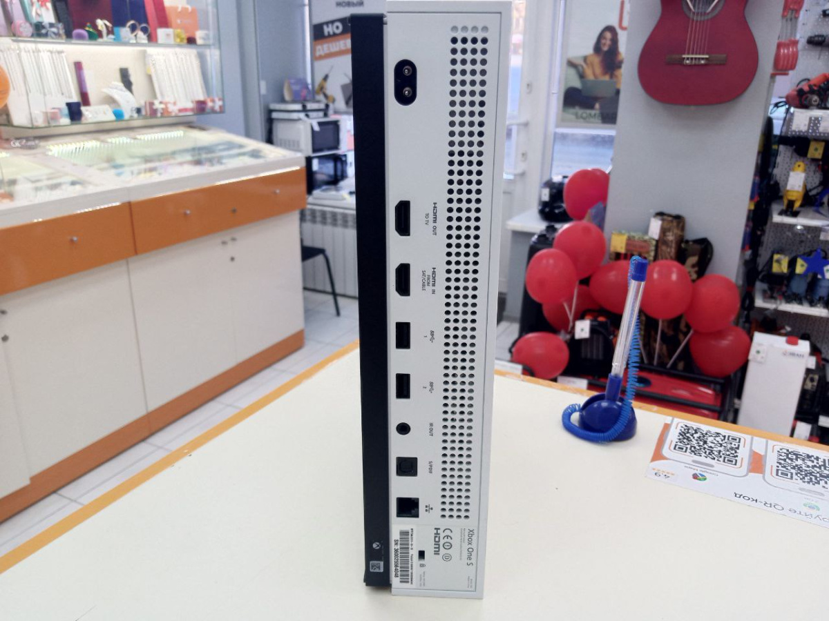 Игровая приставка Xbox One S 1TB