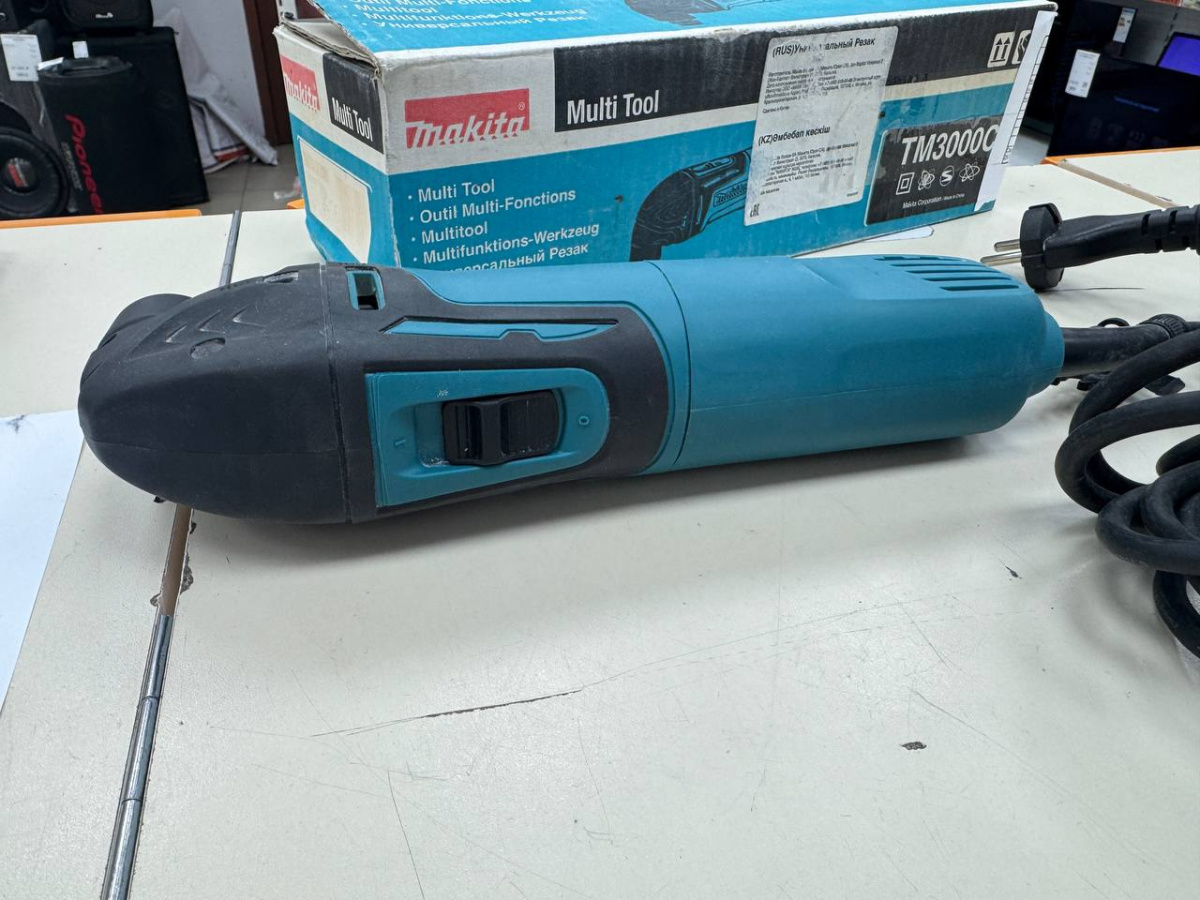 Реноватор Makita TM3000C