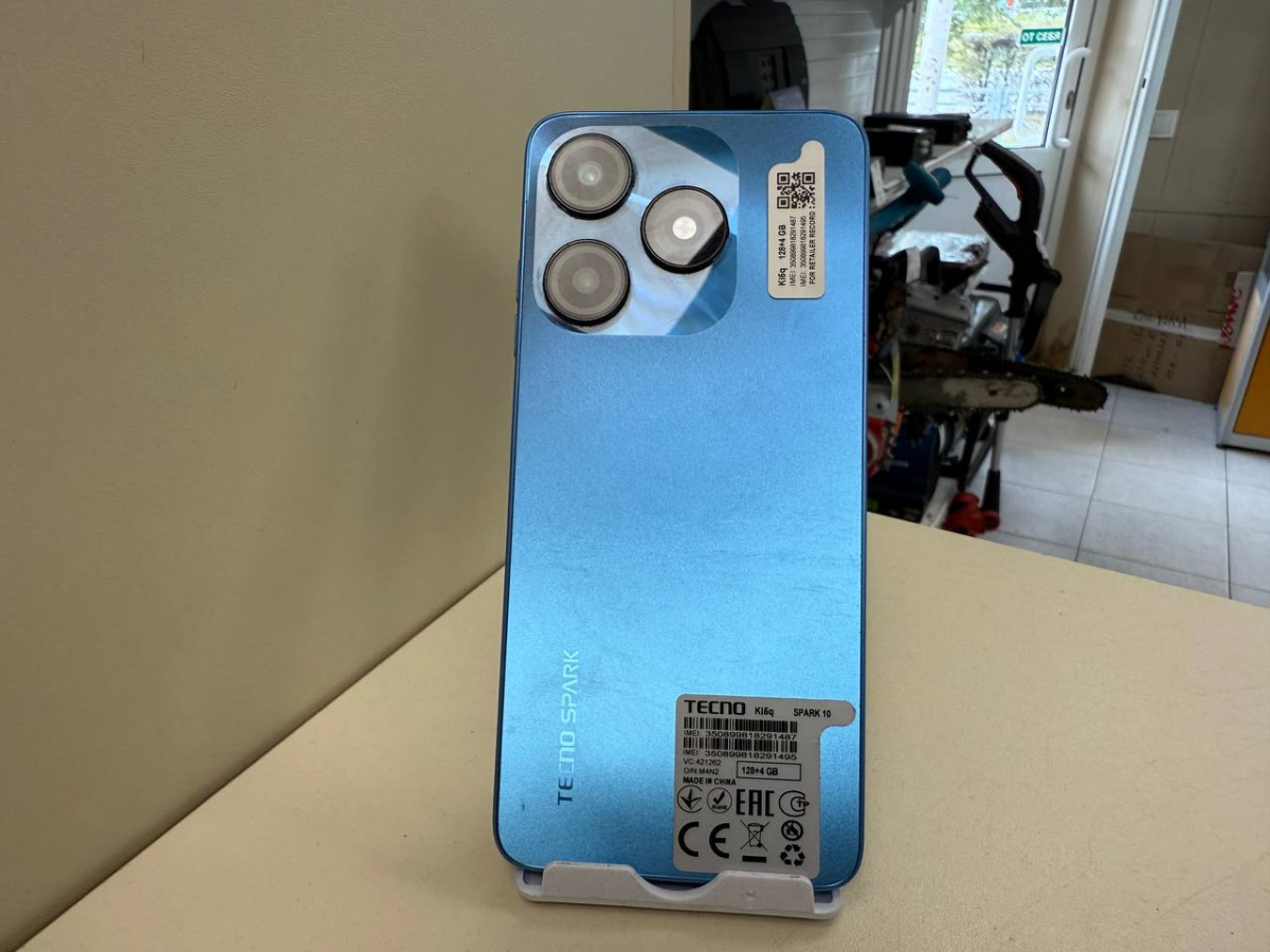 Смартфон Tecno Spark 10 4/128