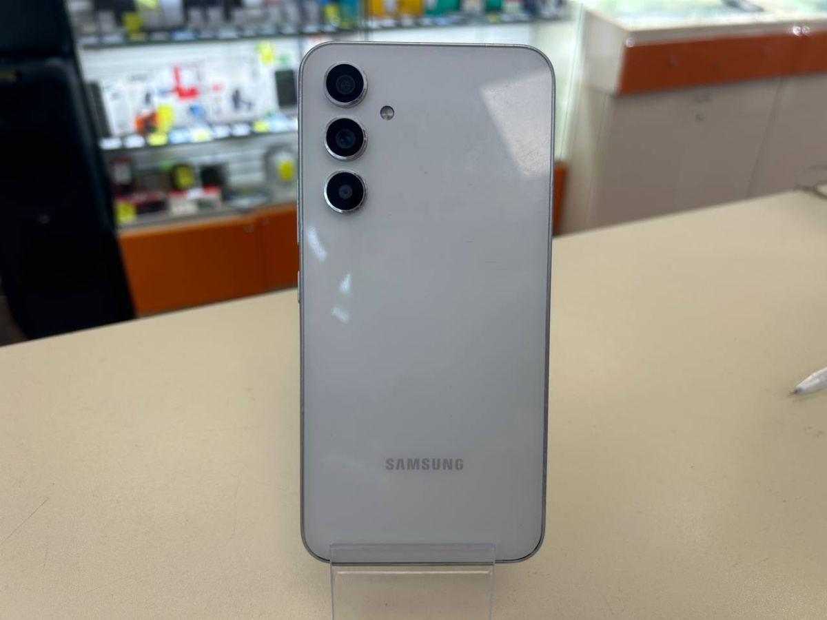Смартфон Samsung Galaxy A54 8/256