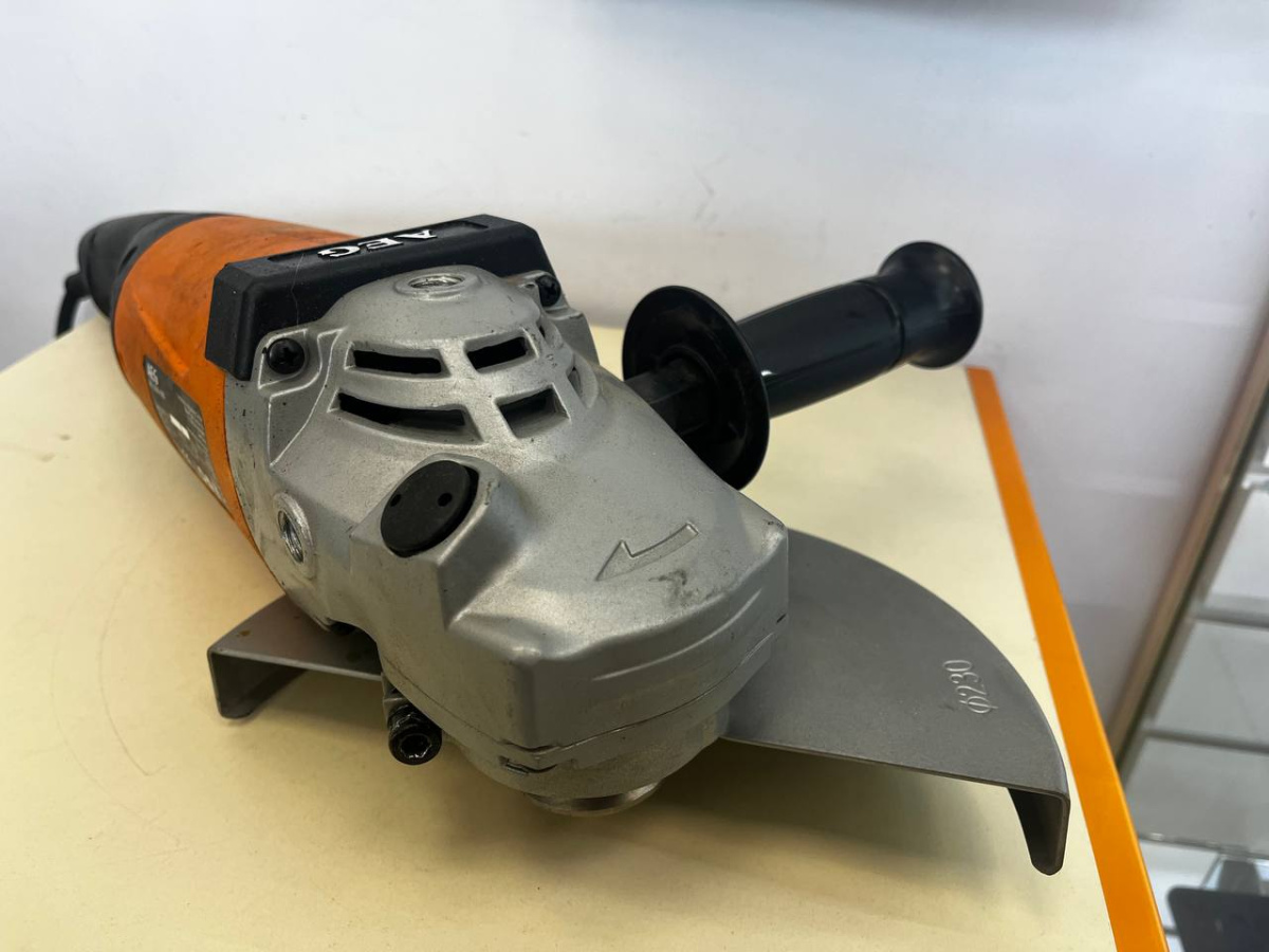 Угловая шлифмашина AEG WS2200-230