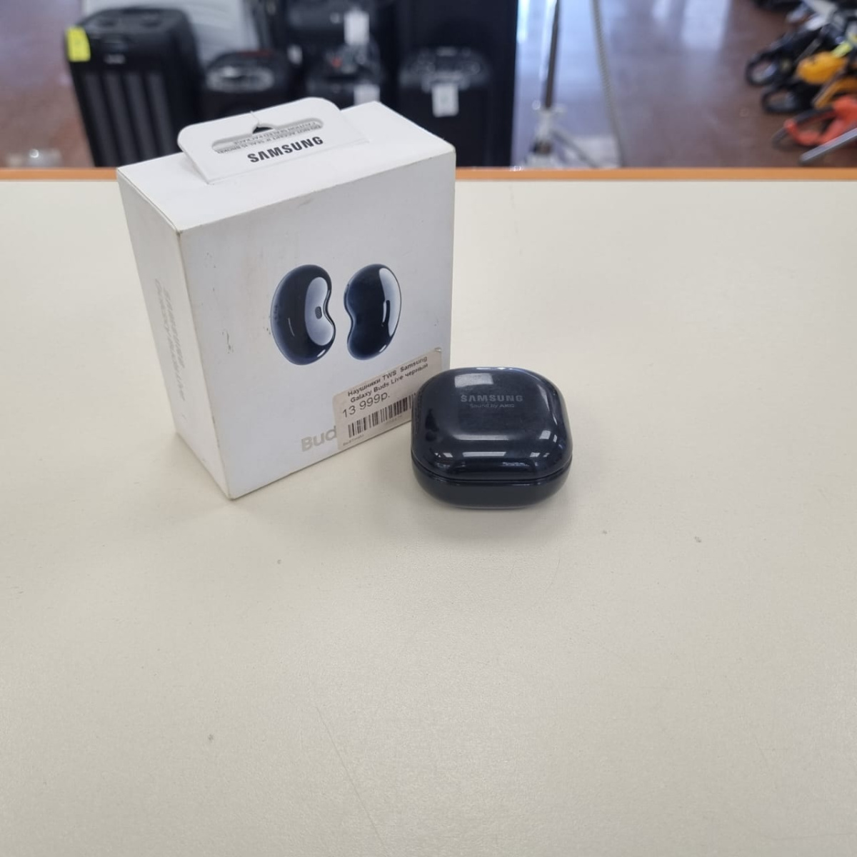 Наушники беспроводные Samsung Buds Live