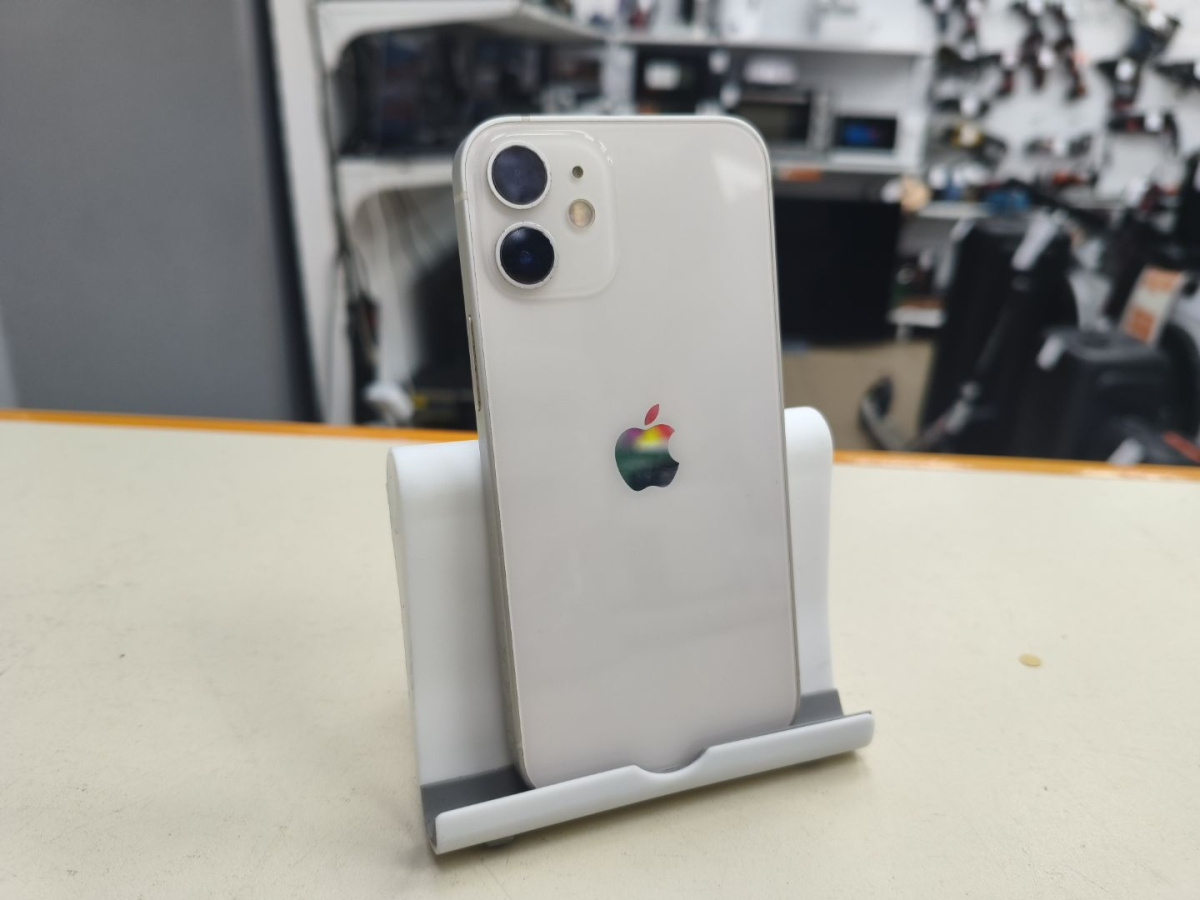 Смартфон Apple iPhone 12 mini 64Gb