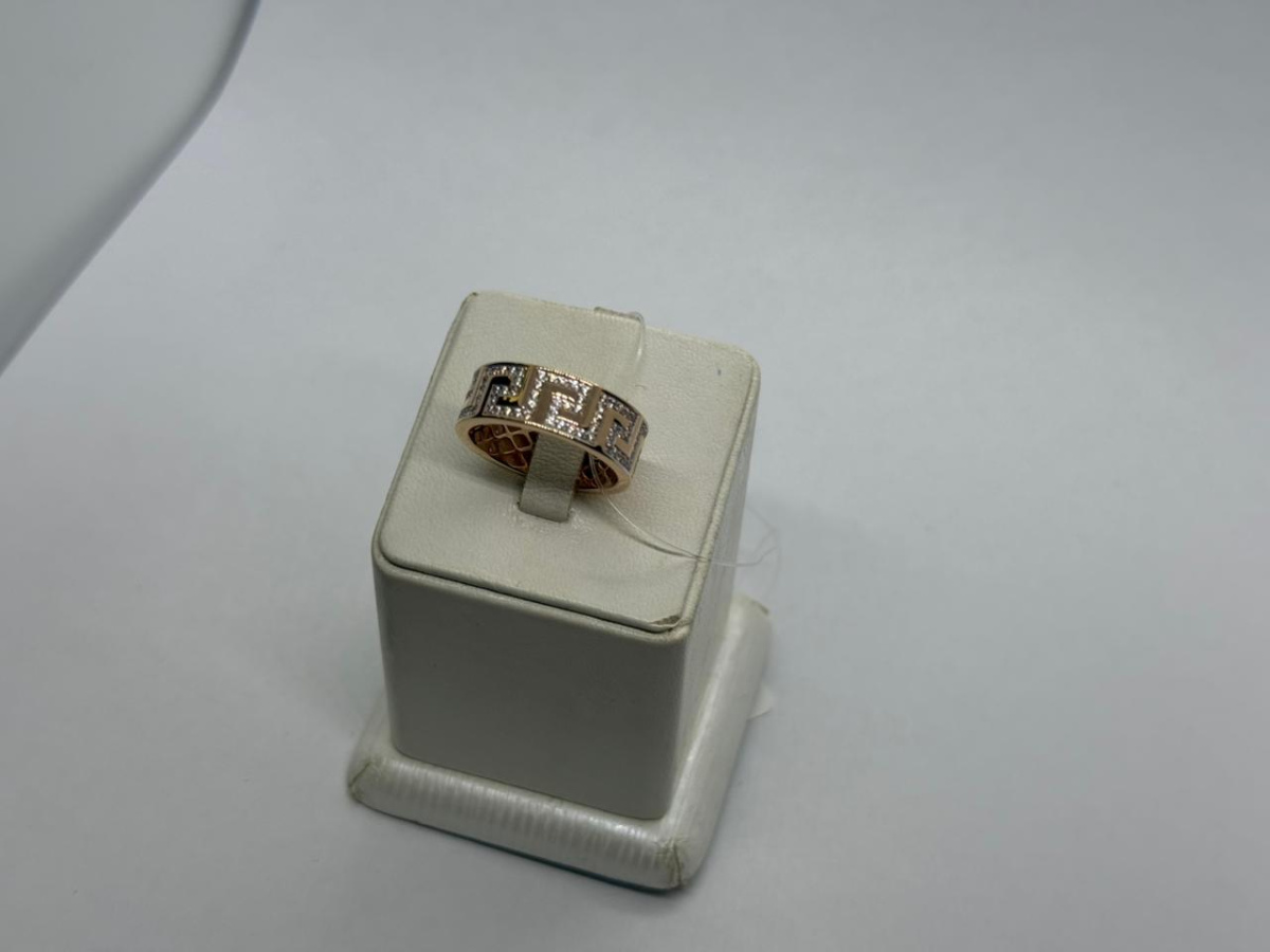 КОЛЬЦО С КАМНЯМИ (Au 585)