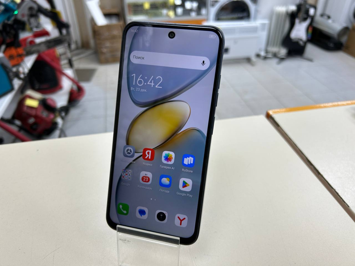 Смартфон Tecno Spark Go1 3/64