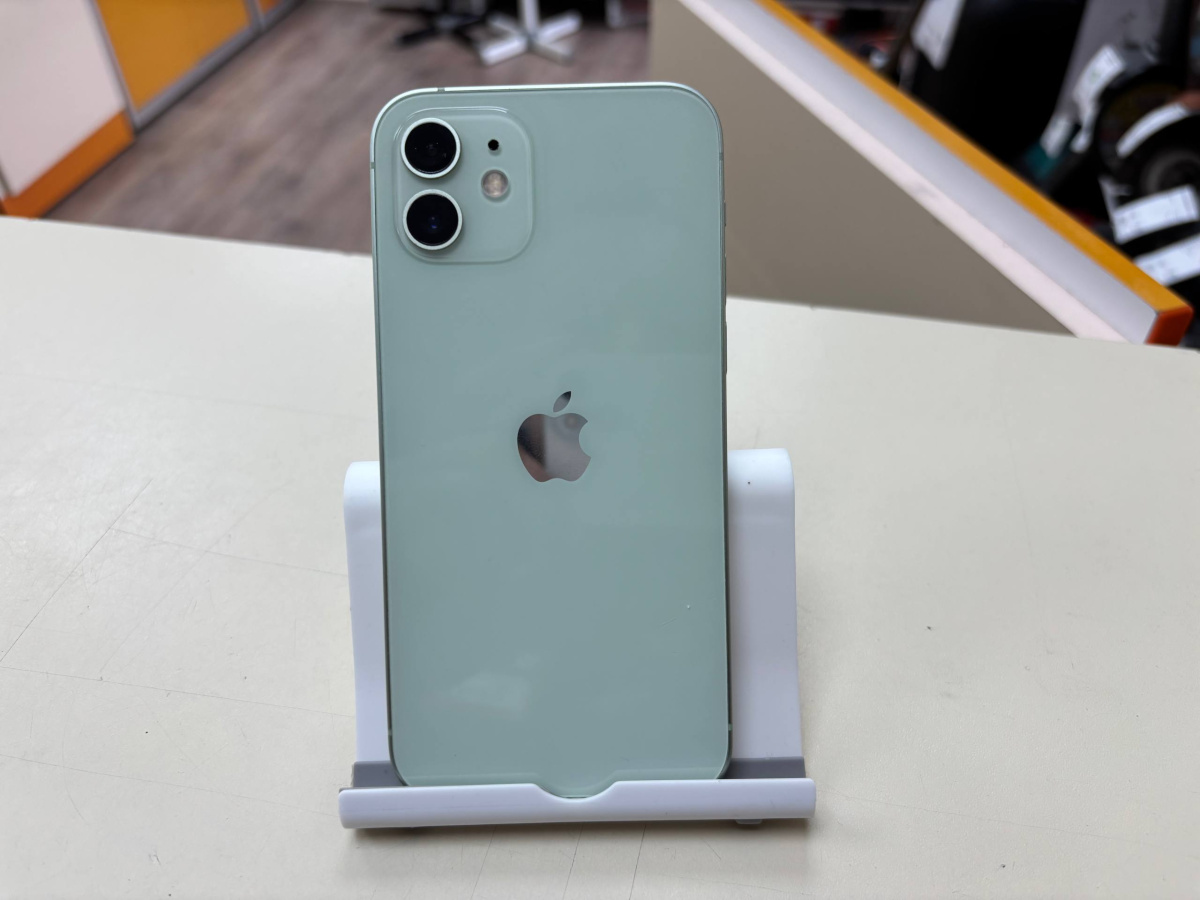 Смартфон Apple iPhone 12 64Gb