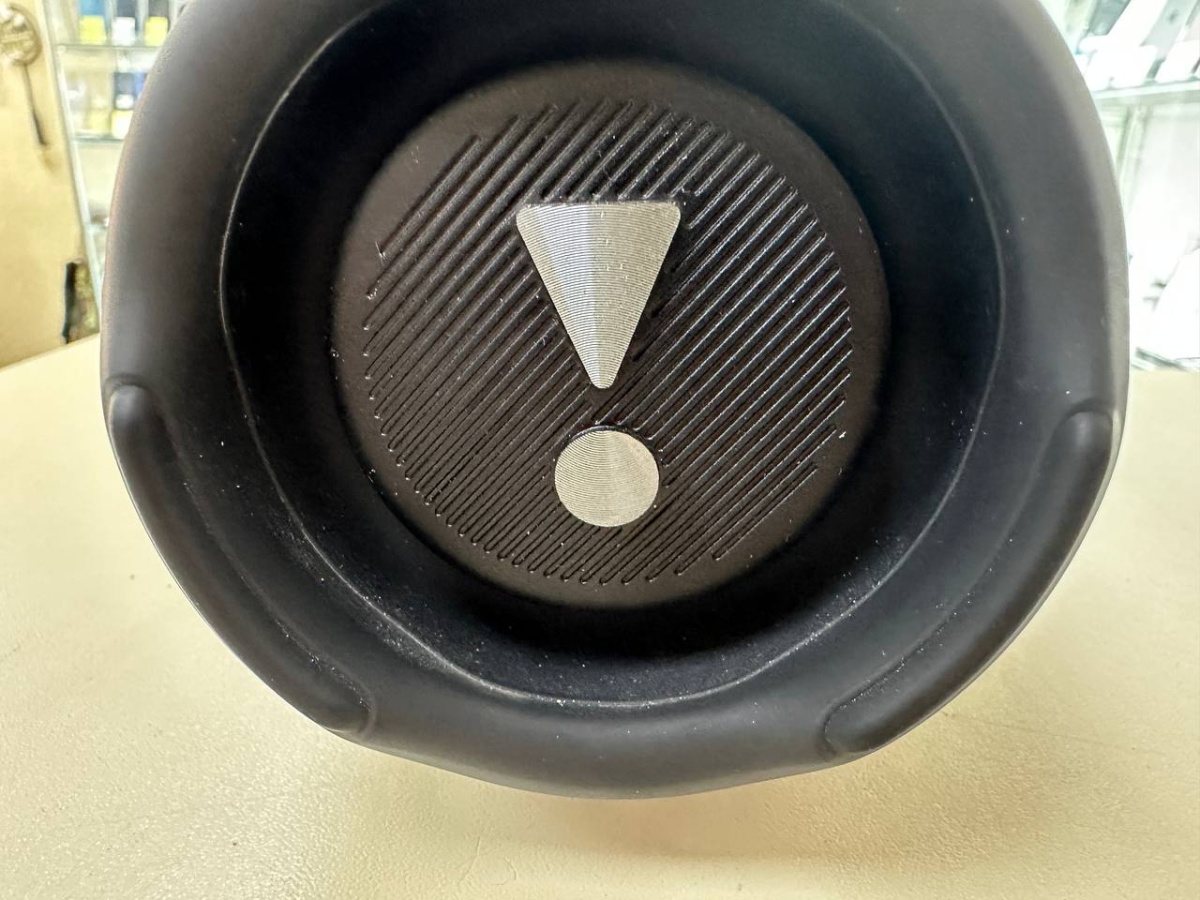 Портативная акустика JBL Charge 5