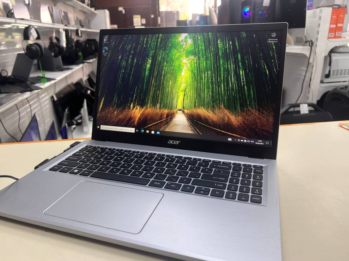 Ноутбук Acer; Ryzen 5 7520U, Radeon Graphics, 8 Гб, 256 Гб, Нет