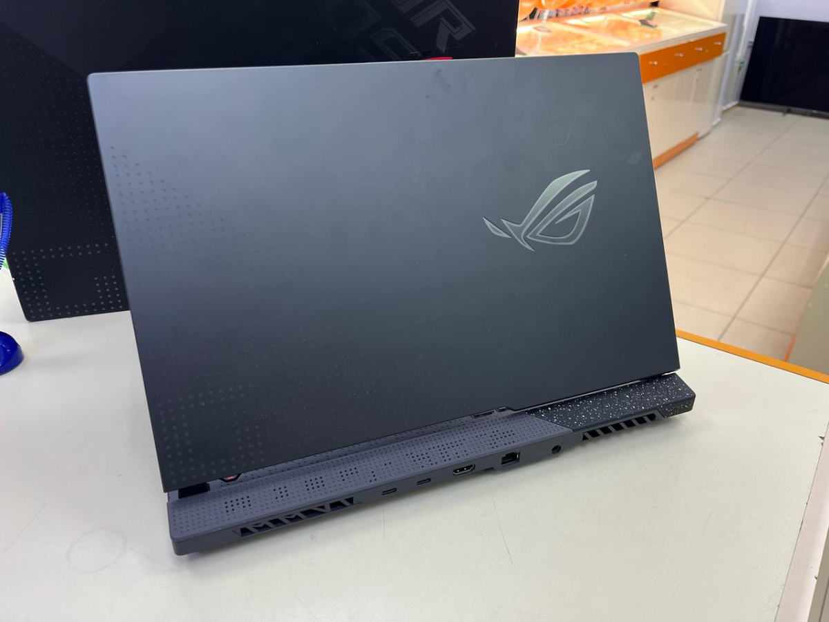 Ноутбук ASUS; Ryzen 7 6800H, GeForce RTX 3050, 16 Гб, 512 GB, Нет