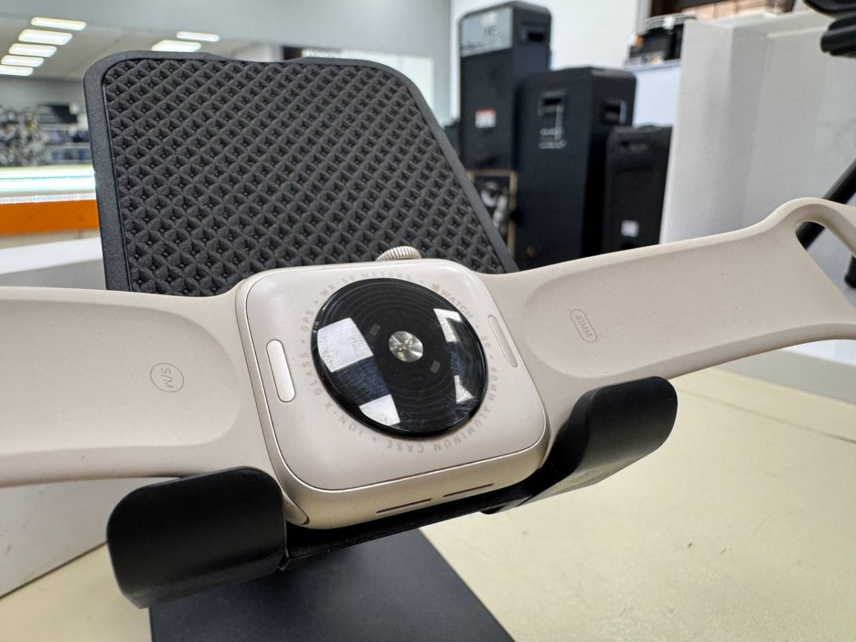 Смарт-часы Apple Watch SE 2022 40mm