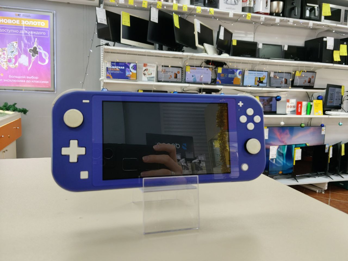 Игровая приставка Nintendo Switch Lite