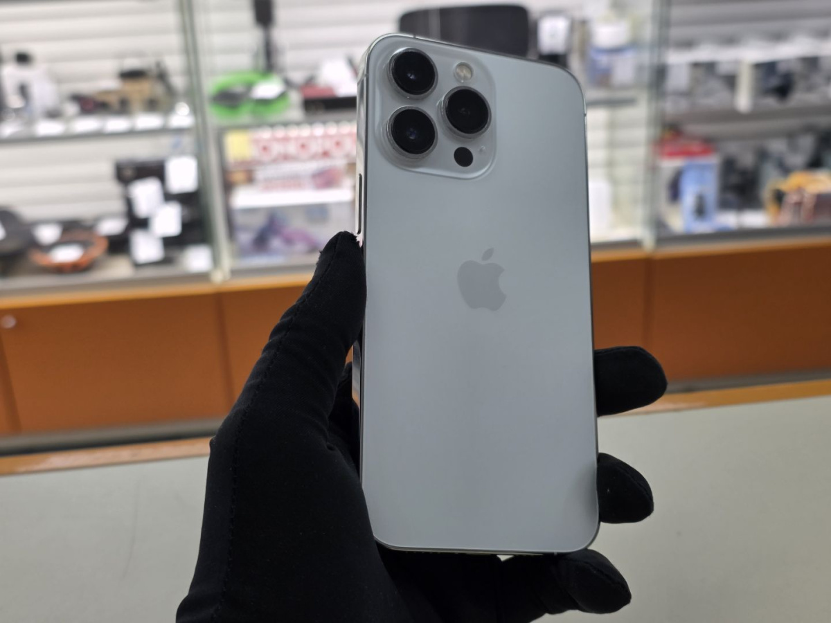 Смартфон Apple iPhone 13 Pro 256Gb