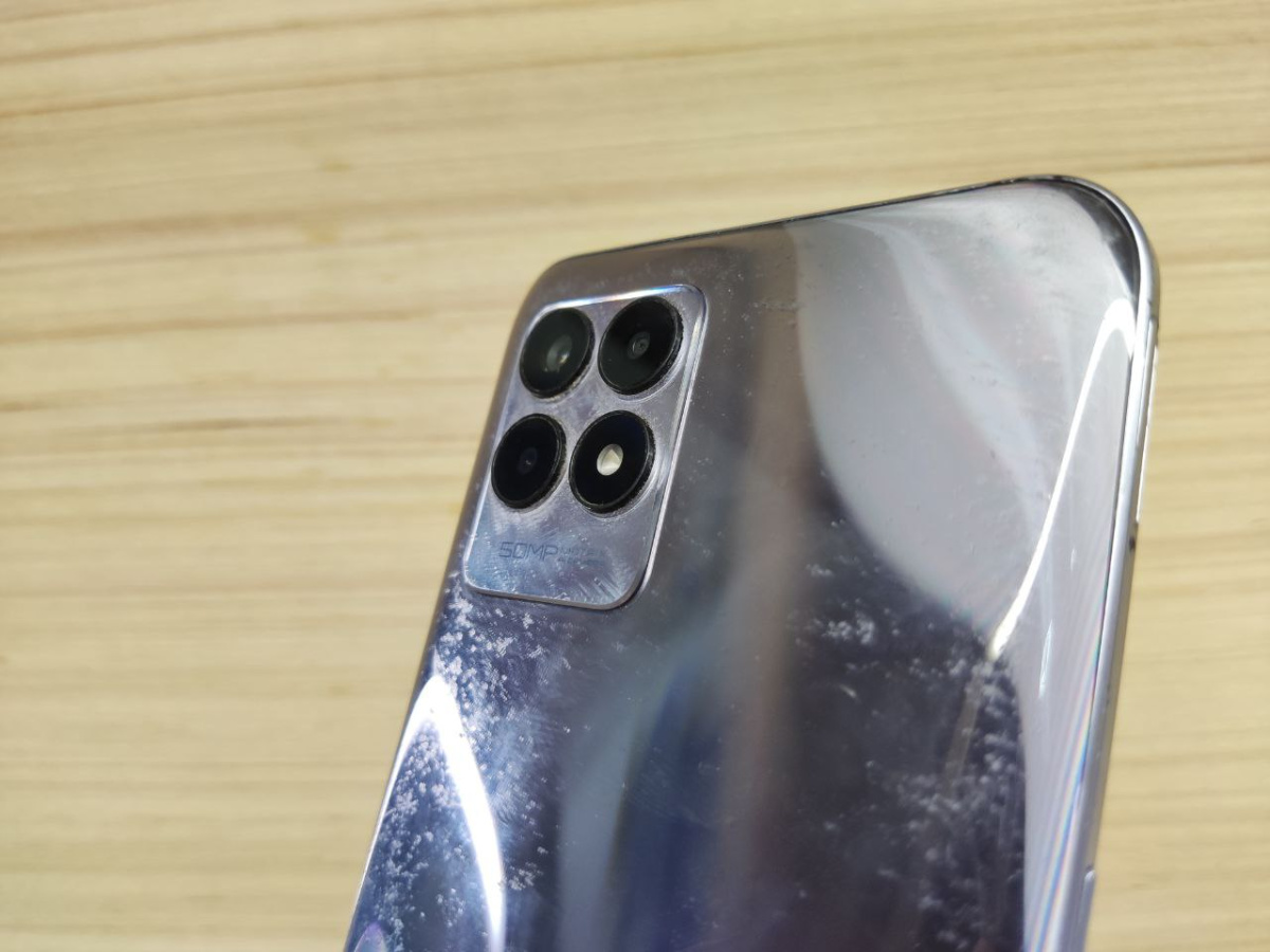 Смартфон Realme 8i 4/64