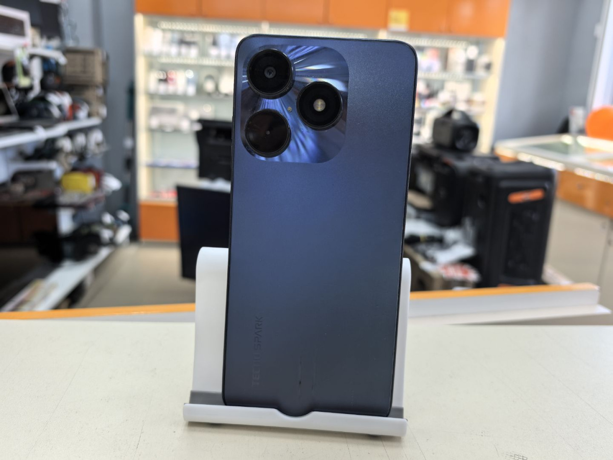 Смартфон Tecno Spark 10 8/128
