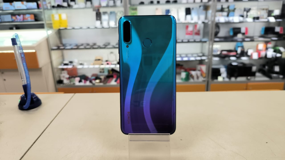 Смартфон Honor 20 Lite 4/128