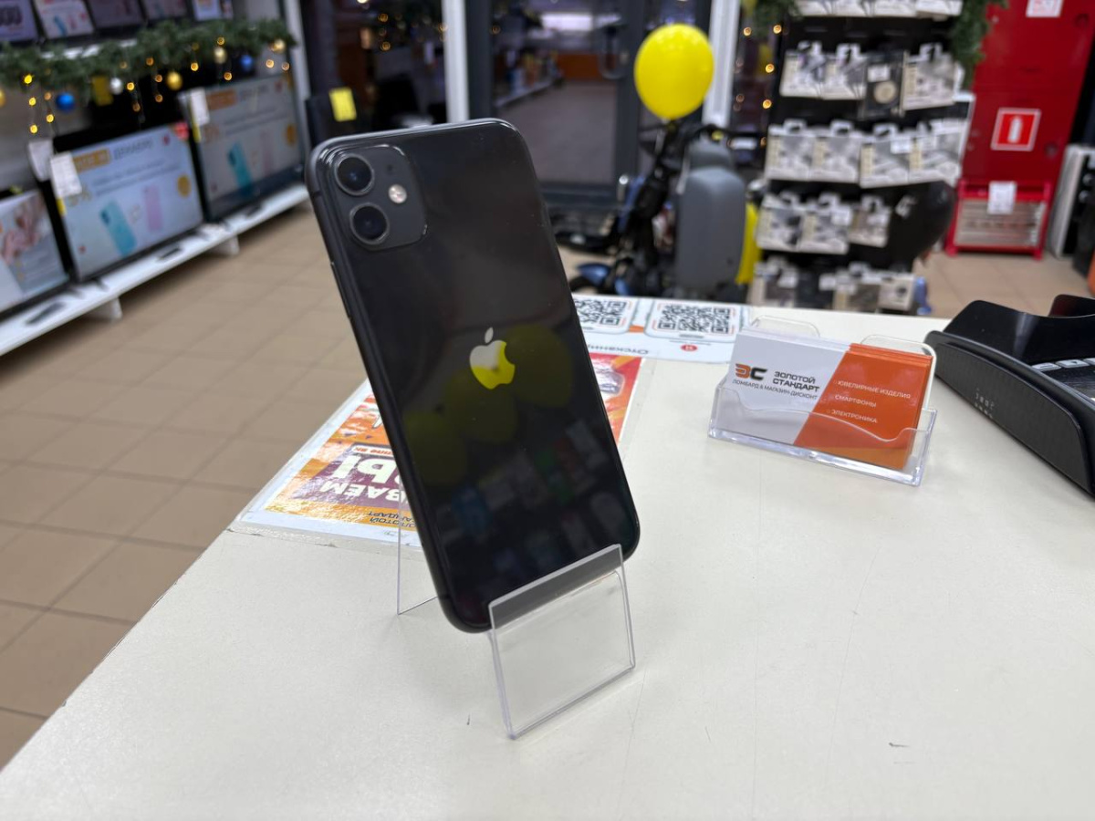 Смартфон Apple iPhone 11 64Gb