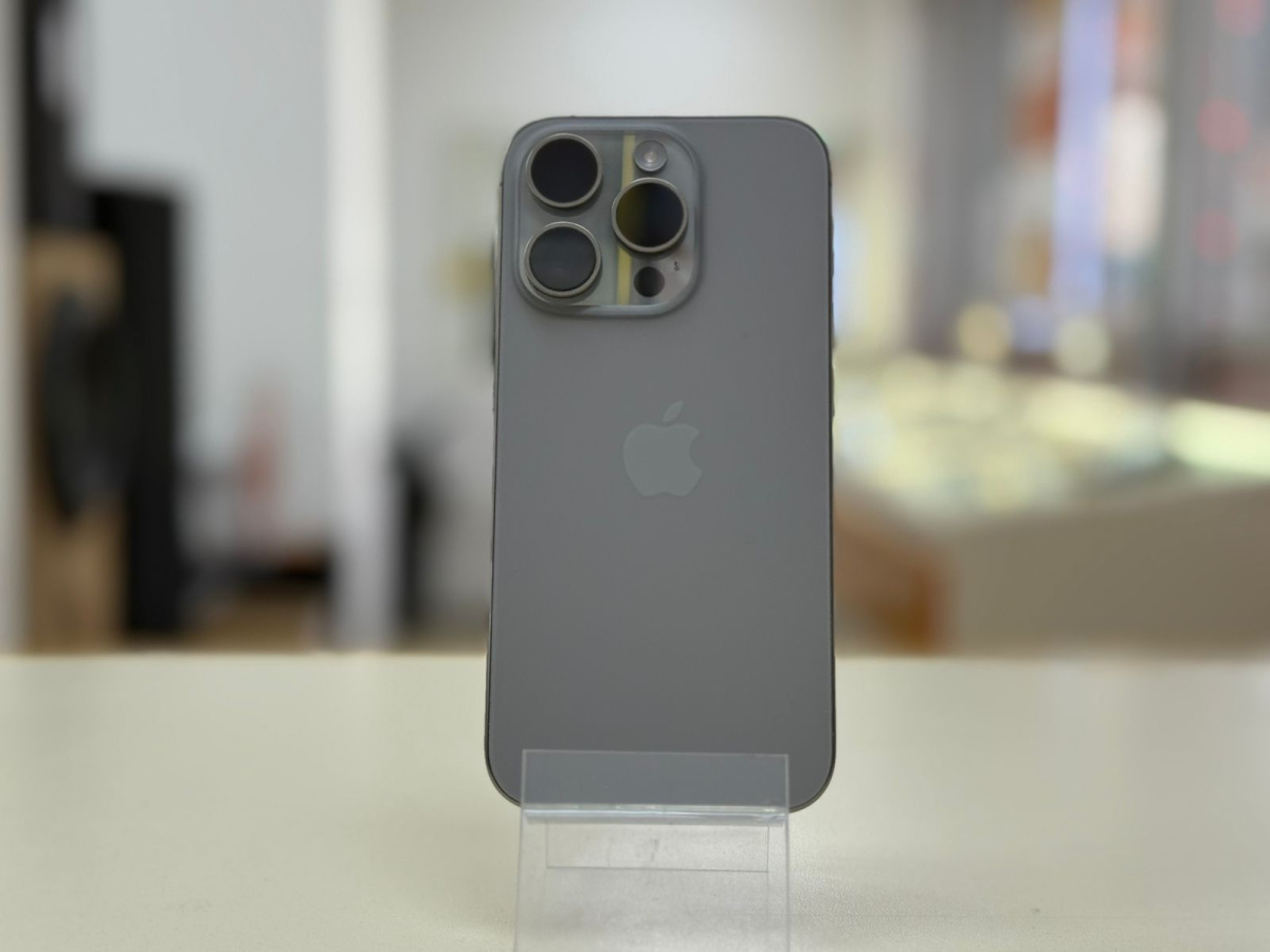 Смартфон Apple Iphone 15 Pro 256Gb