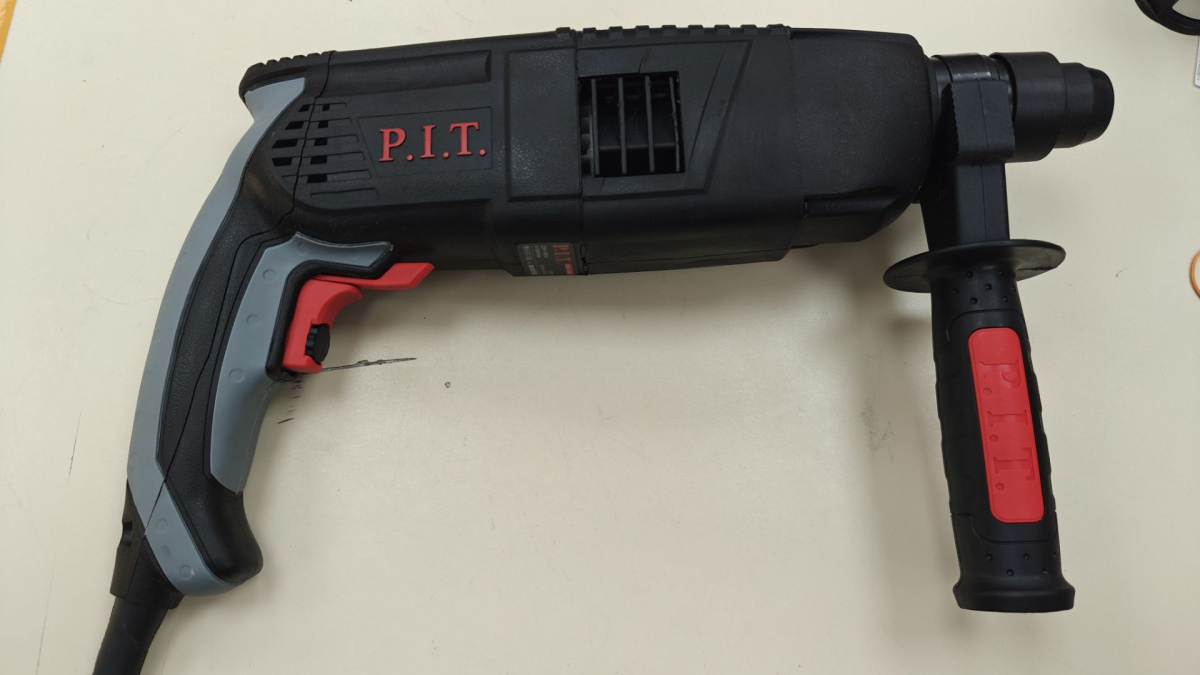 Перфоратор P.I.T. PBH24-C