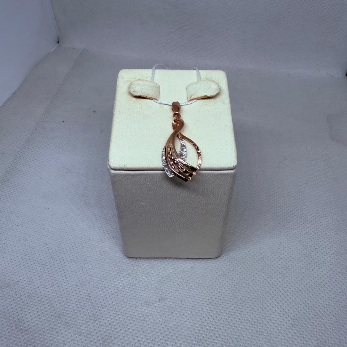 ПОДВЕСКА БЕЗ КАМНЯ Au 585