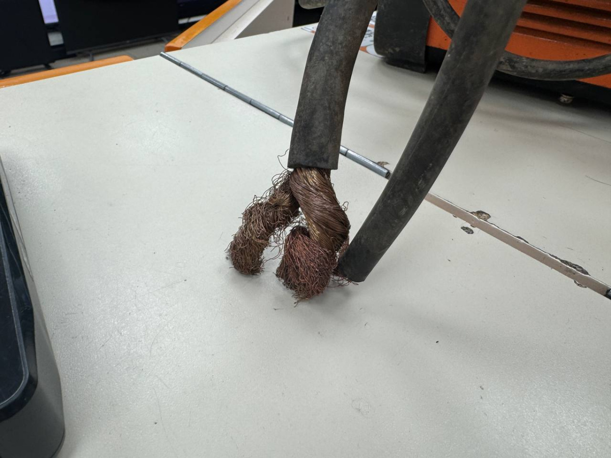 Сварочный аппарат Kemppi Master 202.