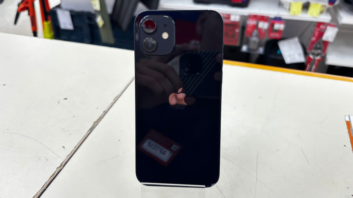 Смартфон Apple iPhone 12 64Gb