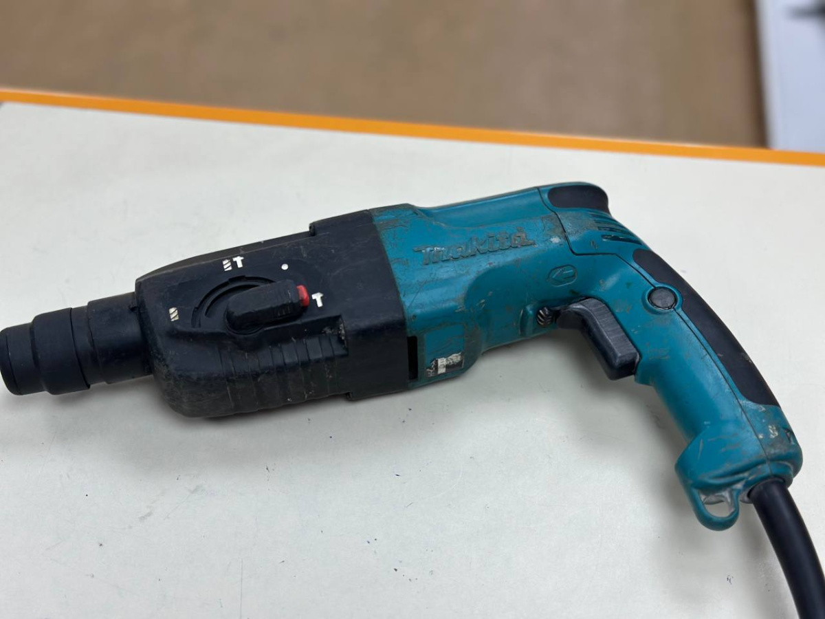 Перфоратор Makita HR-2450