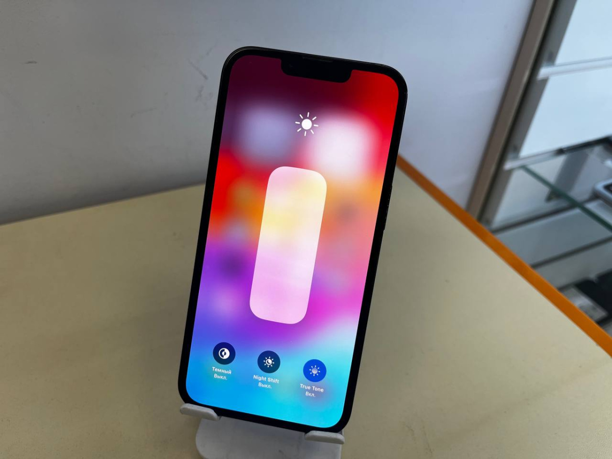 Смартфон Apple iPhone 13 128Gb