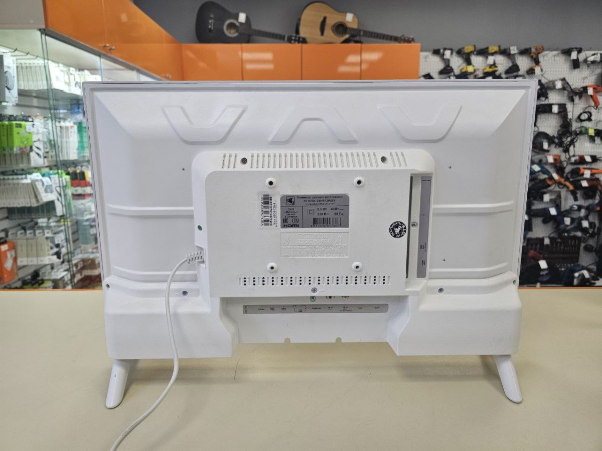 LED Телевизор HI VHIX-24H152WSY