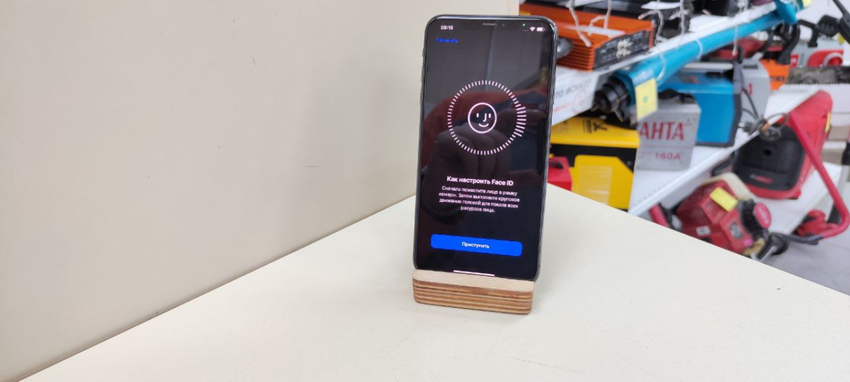 Смартфон Apple iPhone Xs Max 64Gb