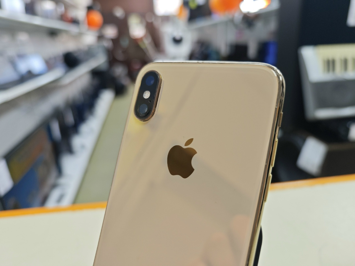 Смартфон Apple iPhone Xs 64Gb