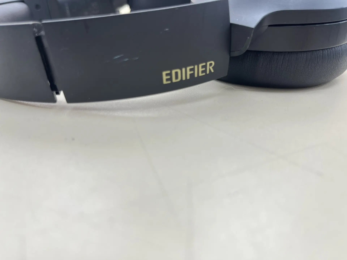 Наушники беспроводные Edifier W800BT Plus;