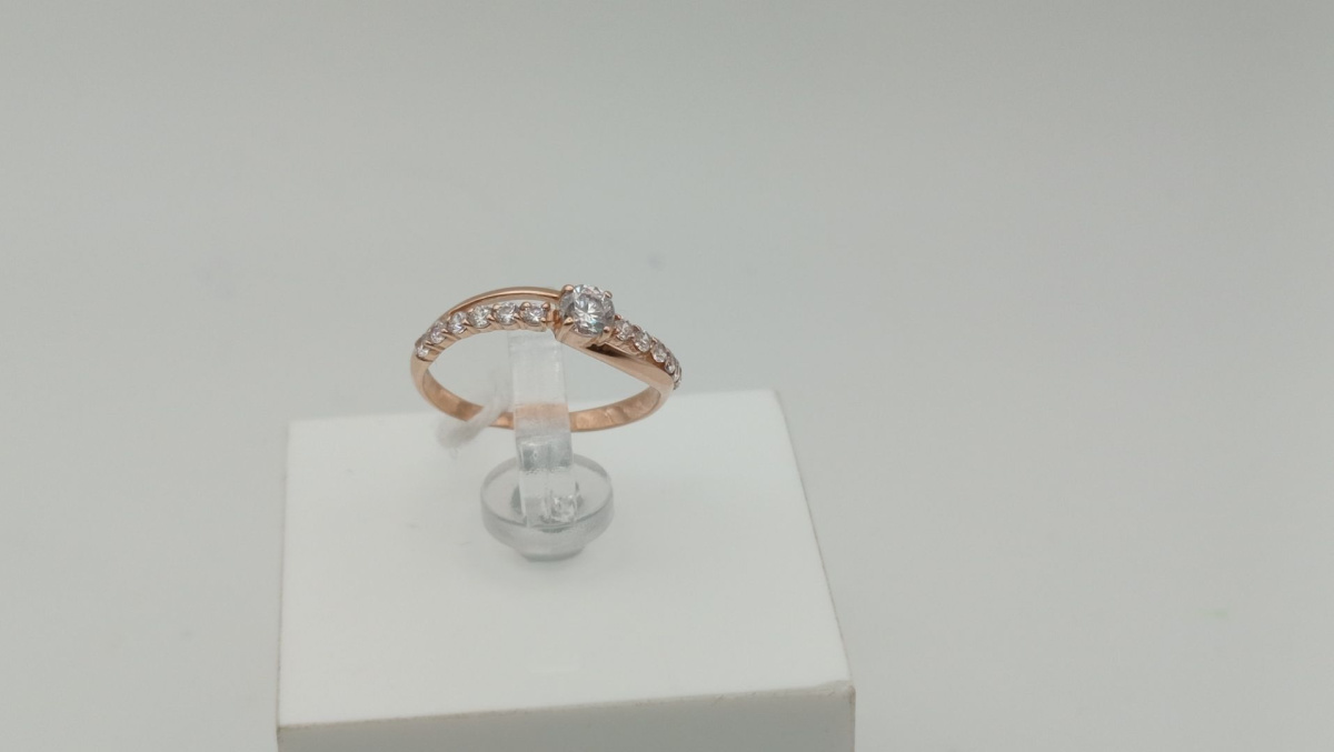 КОЛКМИ585 КОЛЬЦО С КАМНЯМИ (Au 585)