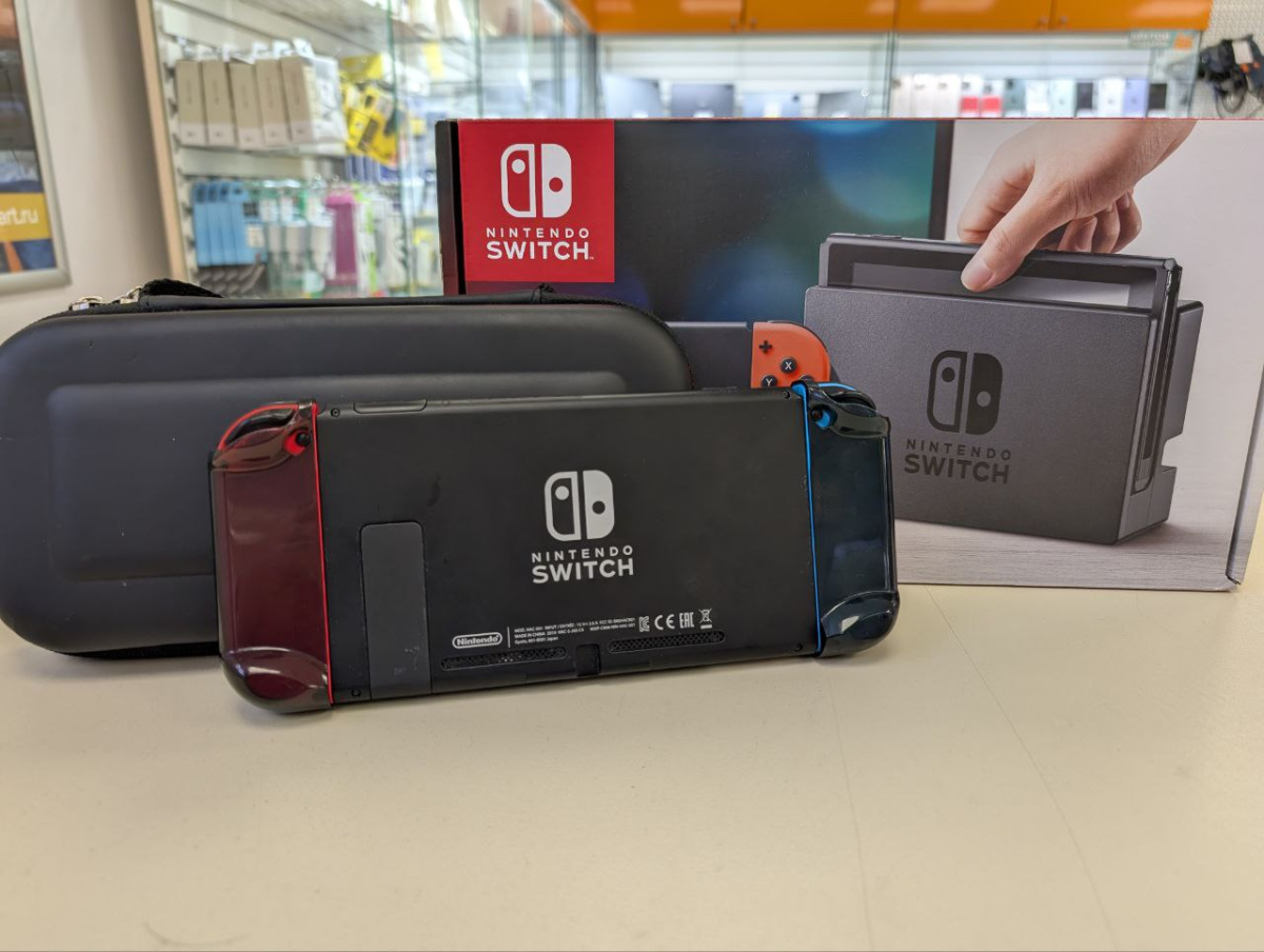 Игровая приставка Nintendo Switch