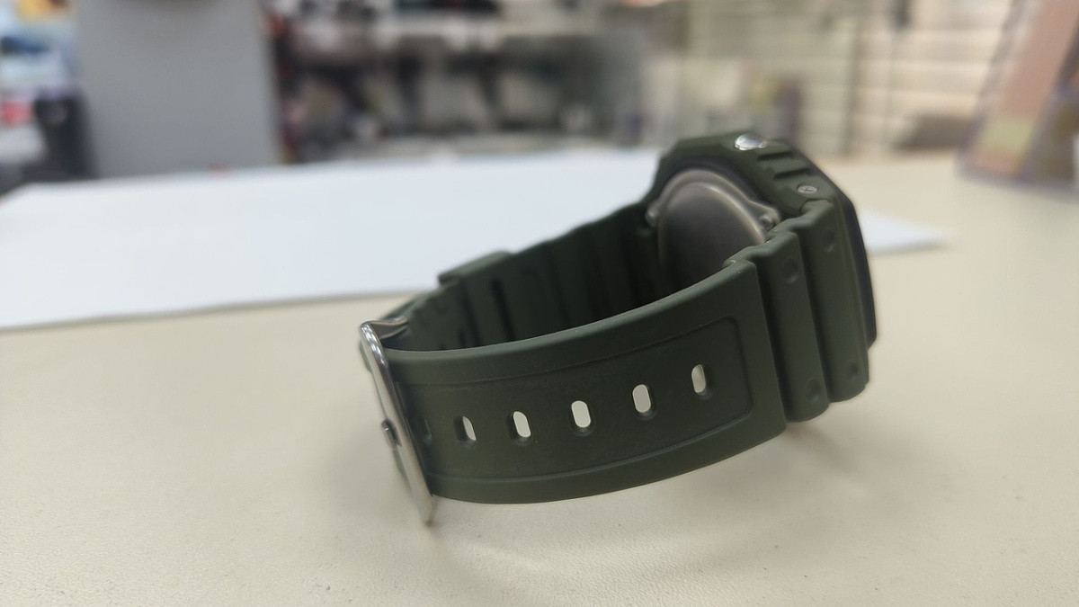 Часы наручные G-SHOCK GA-2110SU