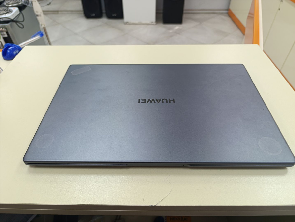 Ноутбук Huawei Boh-WAQ9HNR; Ryzen 5 3500U, Radeon Vega 8, 8 Гб, 256 Гб, Нет